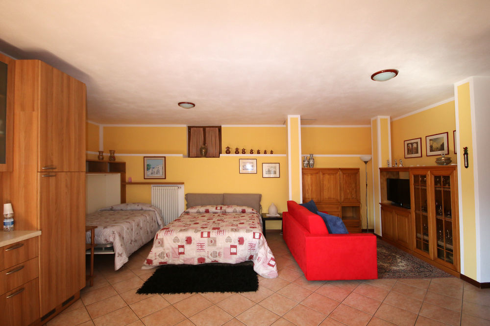 B&B-Foresteria Casa Della Musica Lake Como Mandello del Lario Buitenkant foto